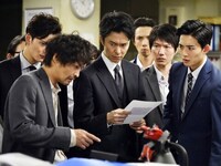 ドラマ 小さな巨人 最終話 最終対決 犯人逮捕捜査一課長を倒すとき学園の隠蔽と癒着は 涙の結末 フル動画 初月無料 動画配信サービスのビデオマーケット