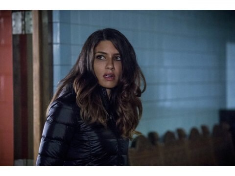 ドラマ Arrow アロー フィフス シーズン 第12話 ブラトヴァ 吹き替え 字幕版 フル動画 初月無料 動画配信サービスのビデオマーケット