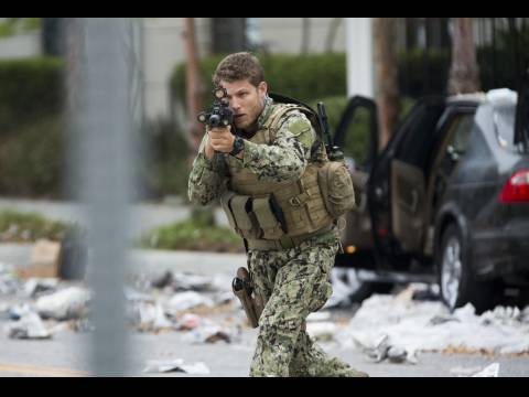 ドラマ ザ ラストシップ セカンド シーズン 第13話 誇り高き祖国 吹き替え 字幕版 フル動画 初月無料 動画配信サービスのビデオマーケット