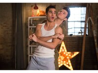 ドラマ Glee グリー シーズン5 第15話 愛と危険 字幕版 フル動画 初月無料 動画配信サービスのビデオマーケット ドラマ Glee グリー シーズン5 第15話 愛と危険 字幕版 フル動画 初月無料 動画配信サービスのビデオマーケット
