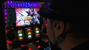 #60 『討伐』対決後半戦。狩り上手はどっちだ!? パチスロ モンスターハンター月下雷鳴