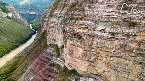 さまよえる山脈 アンデス~南米コロンビア・神秘の奇岩群~