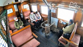 「真冬の津軽の列車にて」