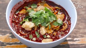 タイ チェンマイ【生血と生肉が飛びかう店!?】