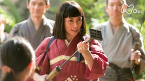 (25)「材木を抱いて飛べ」