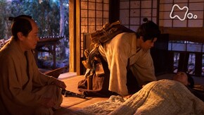 (7)「背中の母」