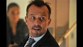 第3話 ティーバッグを追え Bag Man, The