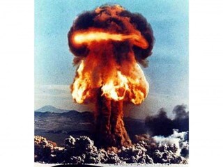ネバダ核実験 資料映像